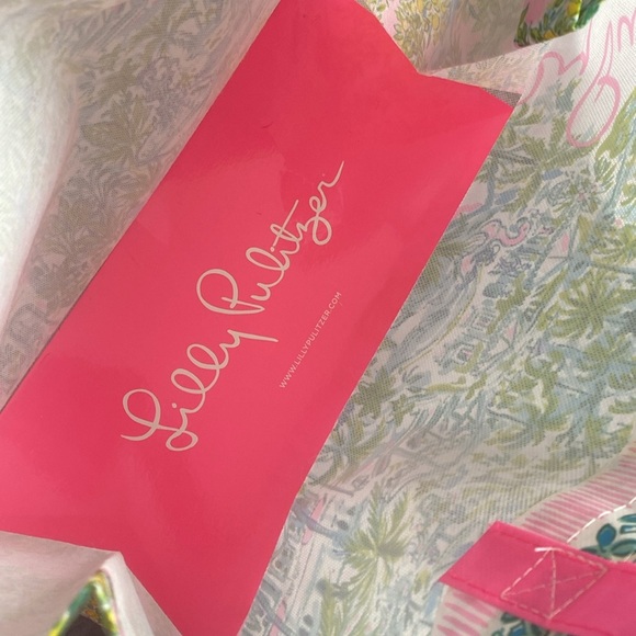 Lilly Pulitzer Vibrant Pink and Green Map Print Tote - Picture 4 of 5